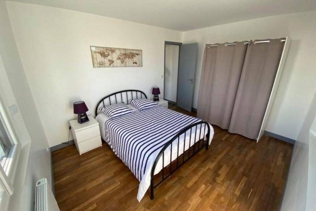 Maison De 2 A 8 Personnes 5 Chambres Portbail Εξωτερικό φωτογραφία